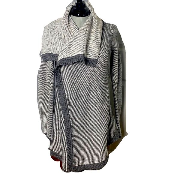 Gray Two Tone Wool Blend Oversized Cardigan Long Flowing Winter Size Small - Picture 6 of 12